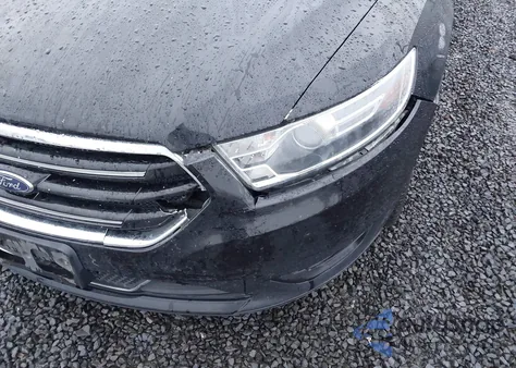 2019 Ford Taurus Limited z USA, uszkodzony, nr VIN 1FAHP2J89KG112469